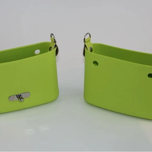 MOOST BAG Limited Edition Black Flap with Winter White Bottom & Chain Strap NWT - Picture 6 of 12